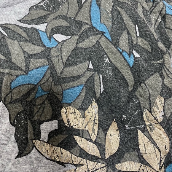 Thyme Maternity T-Shirt with Foliage Print - Picture 6 of 9